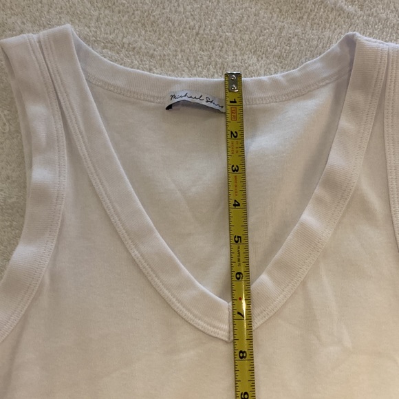 Michael stars, sleeveless V-neck white T-shirt, size small - Picture 8 of 8